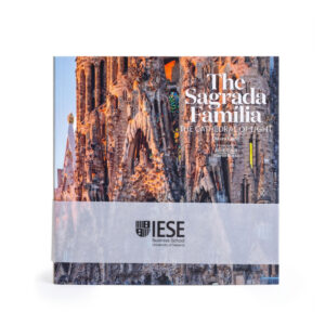 SAGRADA FAMILIA BOOK – ENGLISH